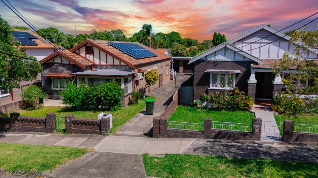 Australian home energy upgrades initiatives database
